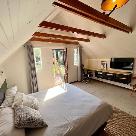 Cosy City Cottage Gaborone Bagian luar foto