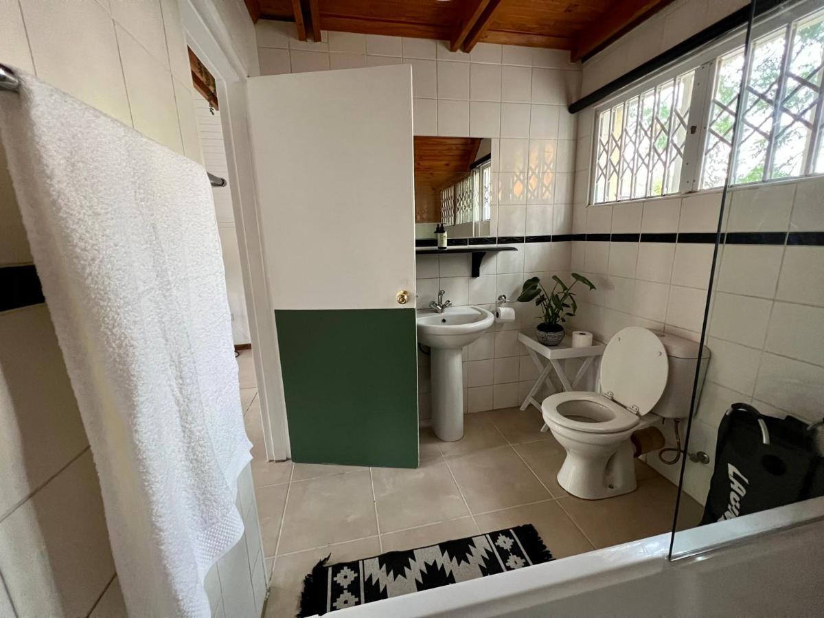 Cosy City Cottage Gaborone Bagian luar foto